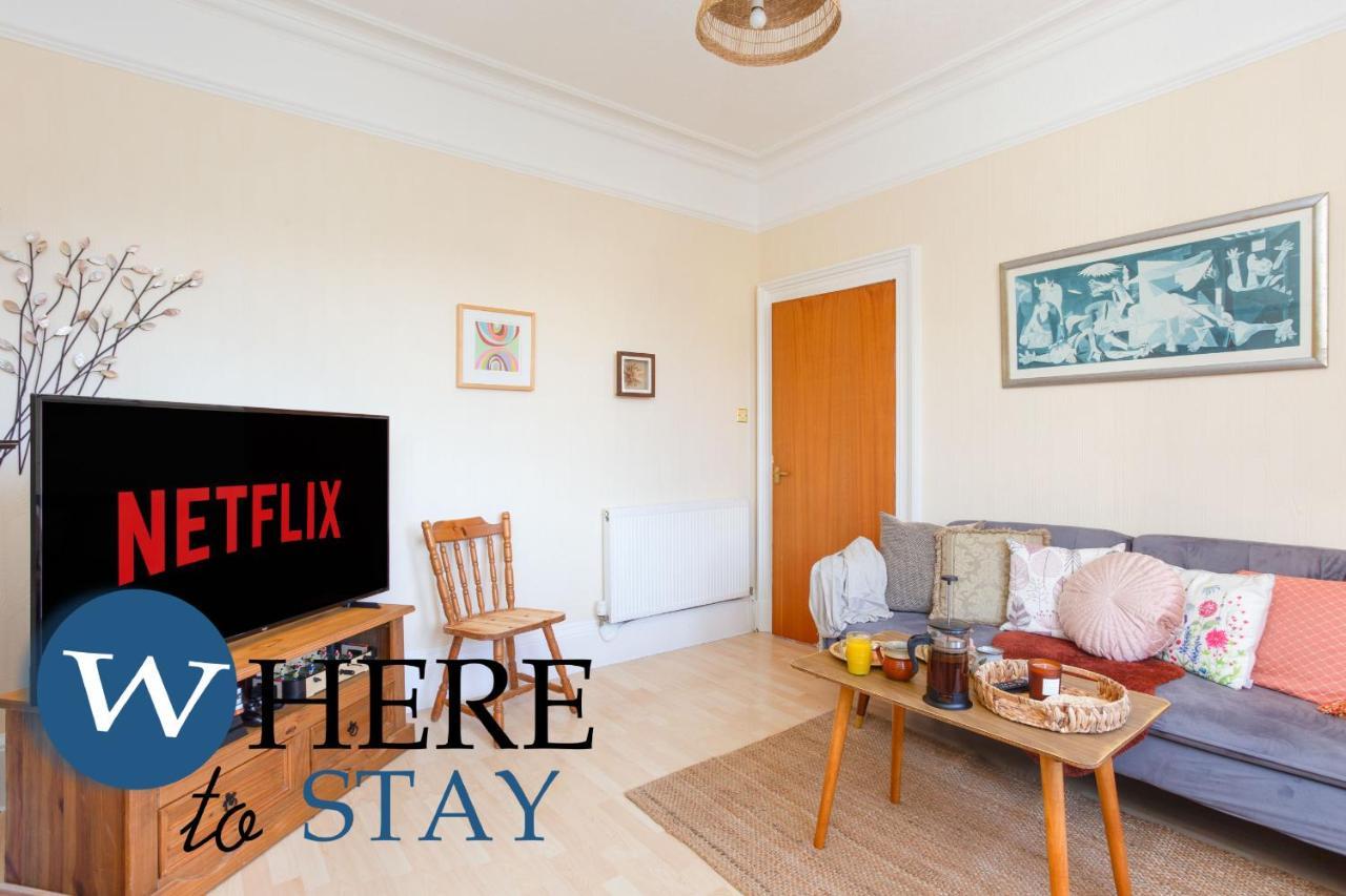 Bright 2Bed Apartment In Galashiels City Centre Extérieur photo