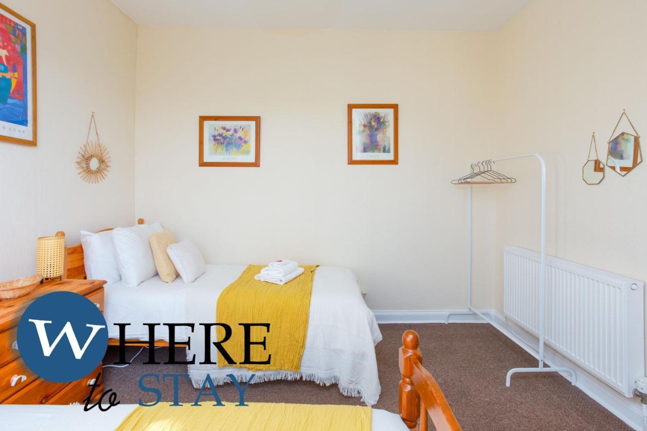 Bright 2Bed Apartment In Galashiels City Centre Extérieur photo