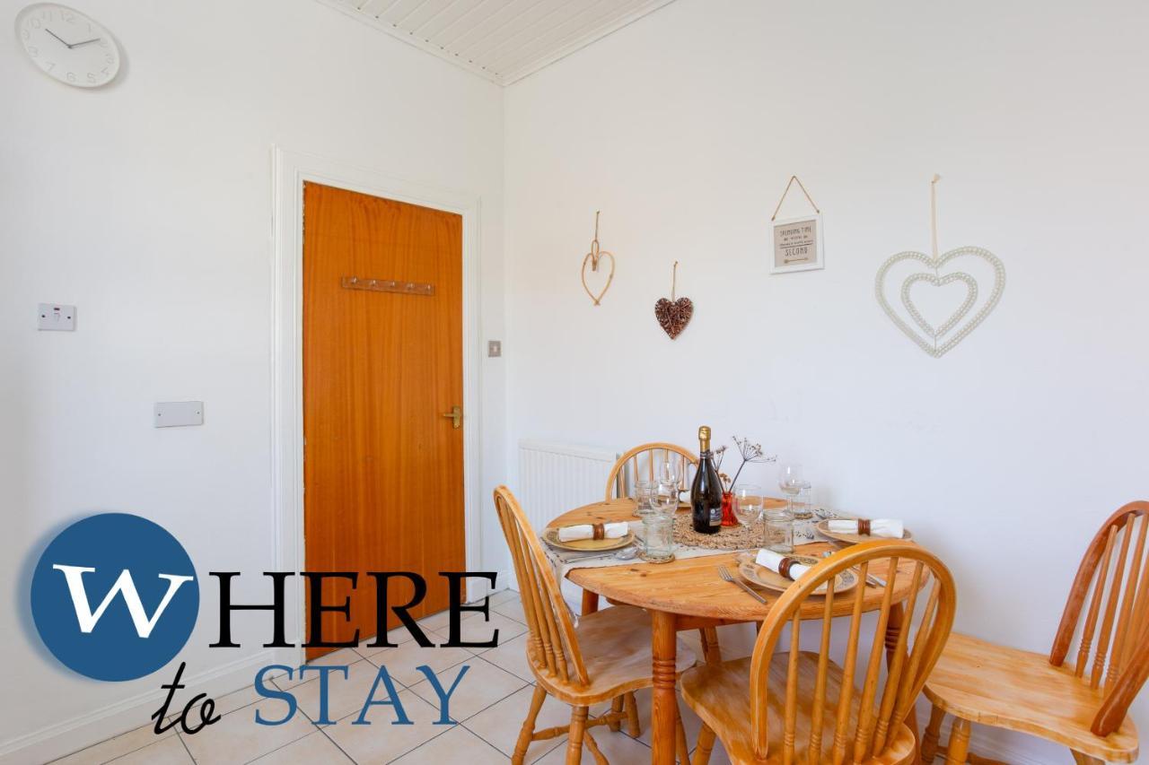 Bright 2Bed Apartment In Galashiels City Centre Extérieur photo